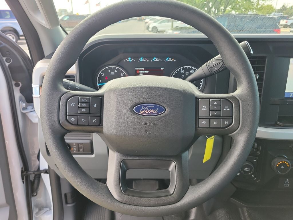 2027 Ford F-350SD XLT