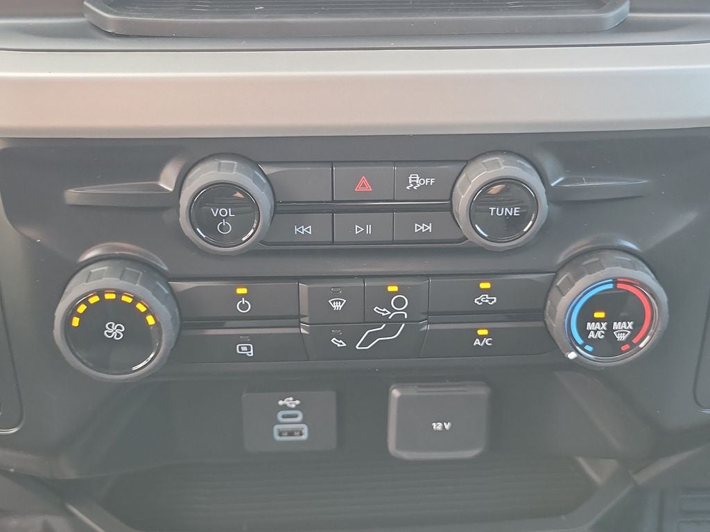 2027 Ford F-350SD XLT