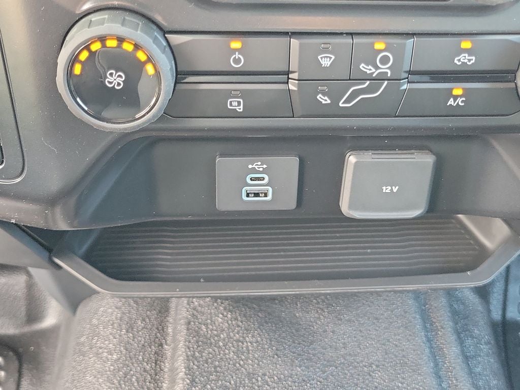 2027 Ford F-350SD XLT