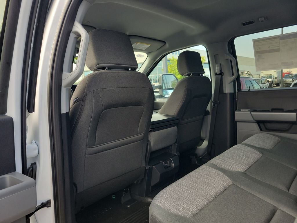 2027 Ford F-350SD XLT