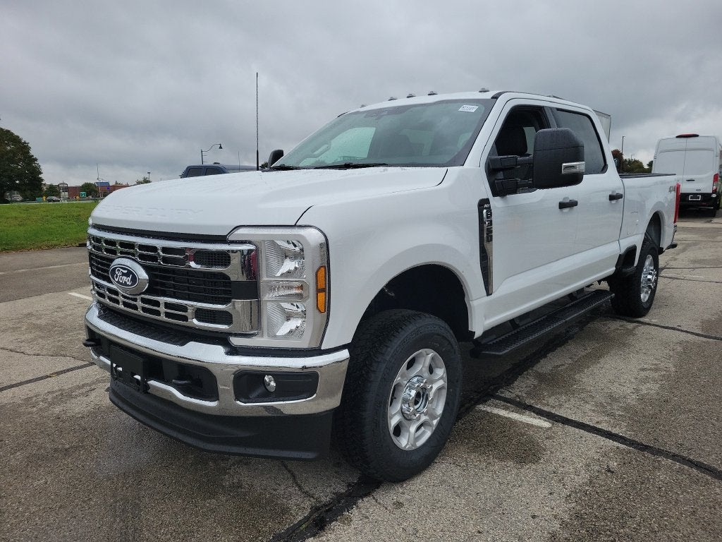 2027 Ford F-350SD XLT