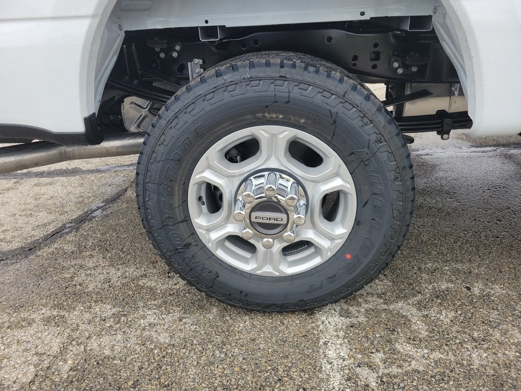 2027 Ford F-350SD XLT