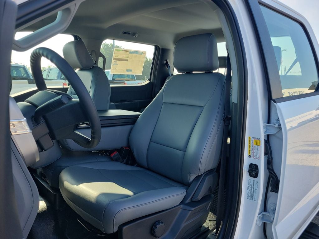 2027 Ford F-350SD XL