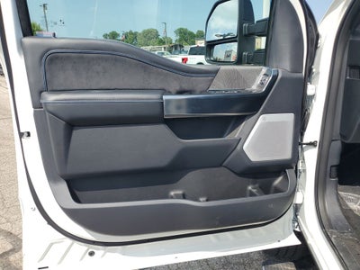 2025 Ford F-350SD Platinum