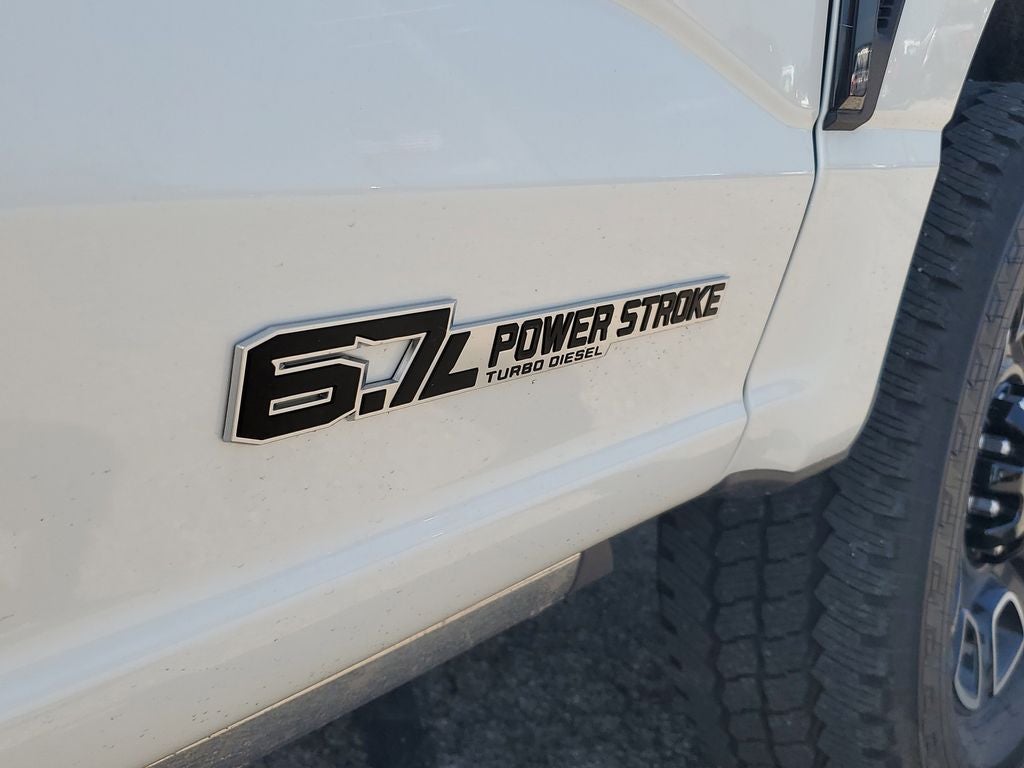 2025 Ford F-350SD Platinum