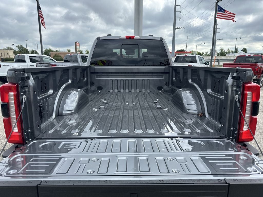 2026 Ford F-350SD Lariat