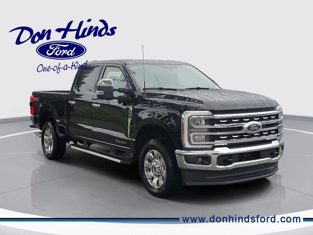 2026 Ford F-350SD Lariat