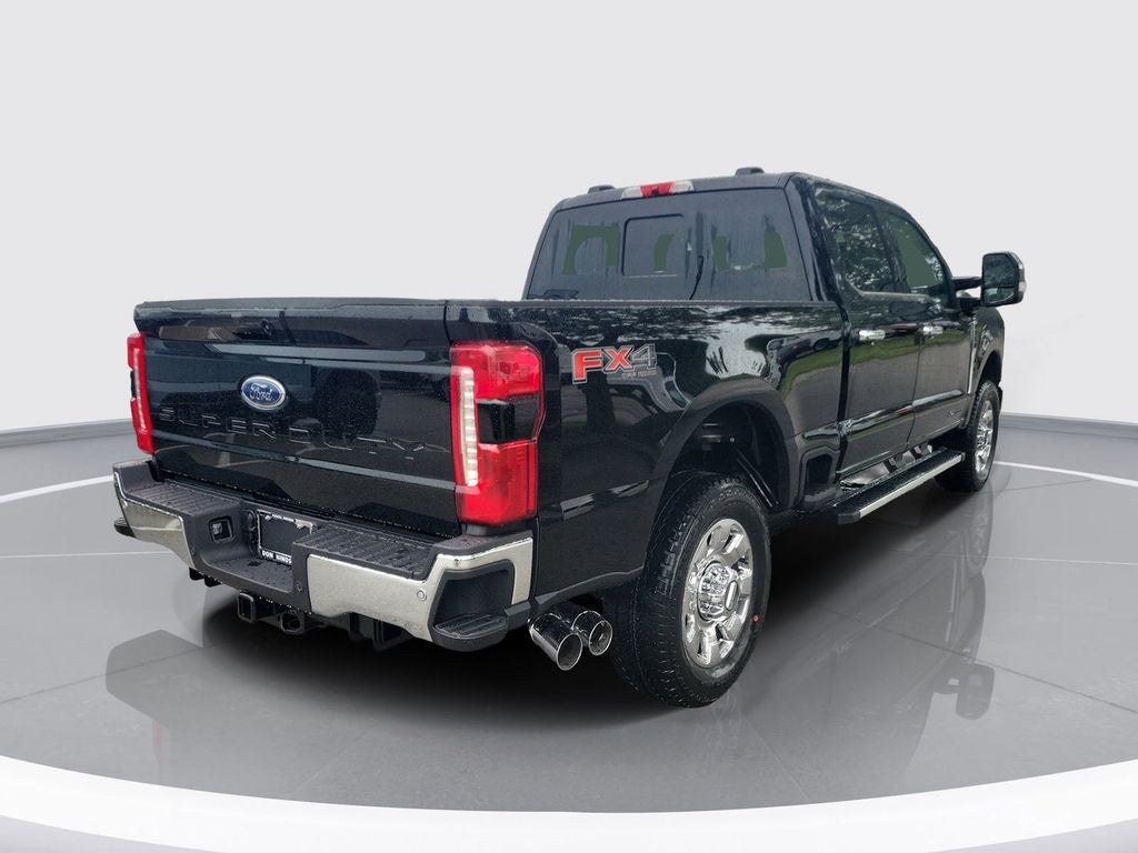 2026 Ford F-350SD Lariat