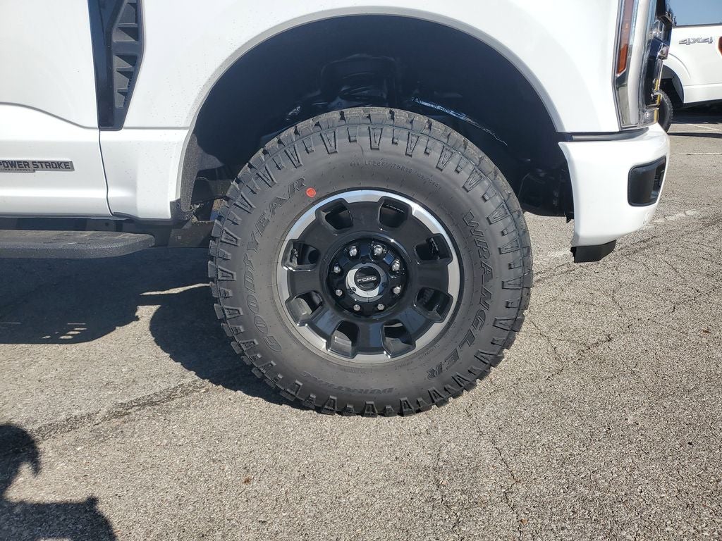 2026 Ford F-350SD Lariat