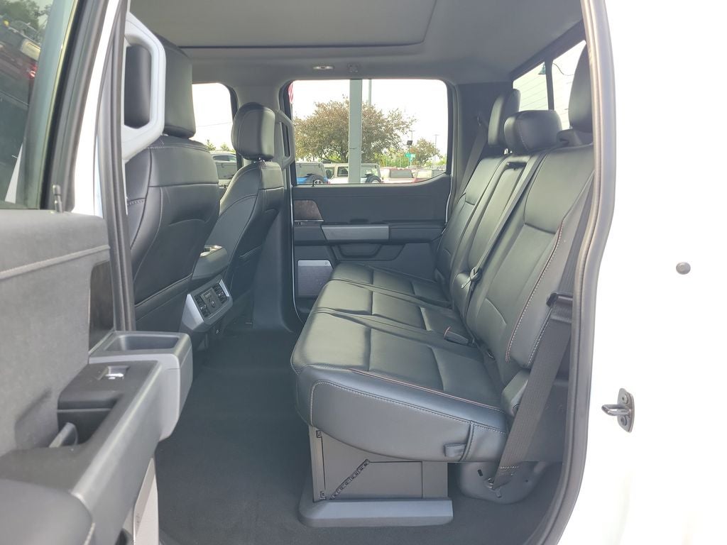2024 Ford F-350SD Lariat