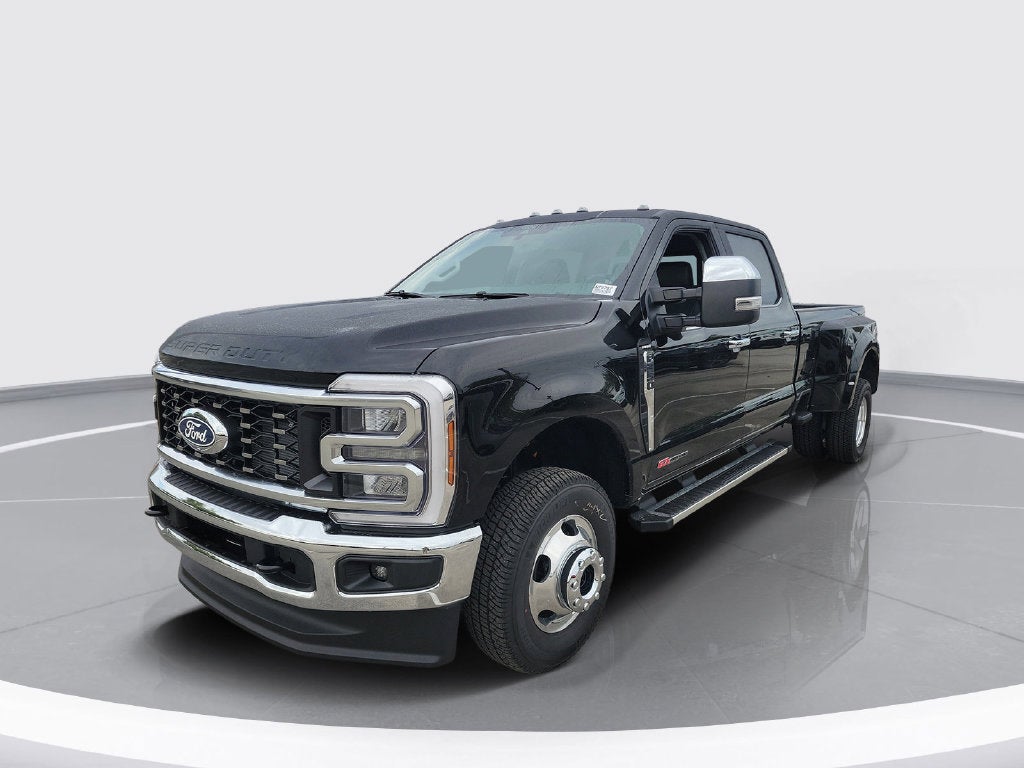 2027 Ford F-350SD Lariat DRW