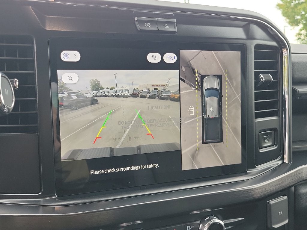 2027 Ford F-350SD Lariat DRW
