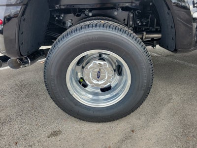 2027 Ford F-350SD Lariat DRW