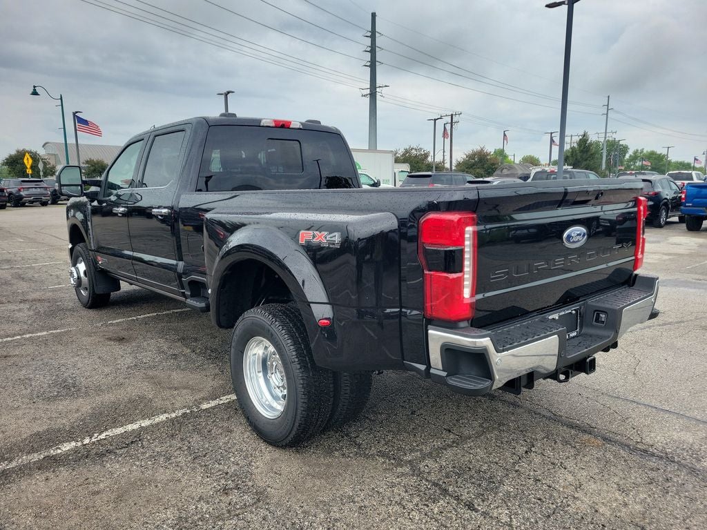 2026 Ford F-350SD Lariat DRW