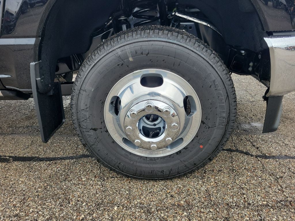 2026 Ford F-350SD Lariat DRW
