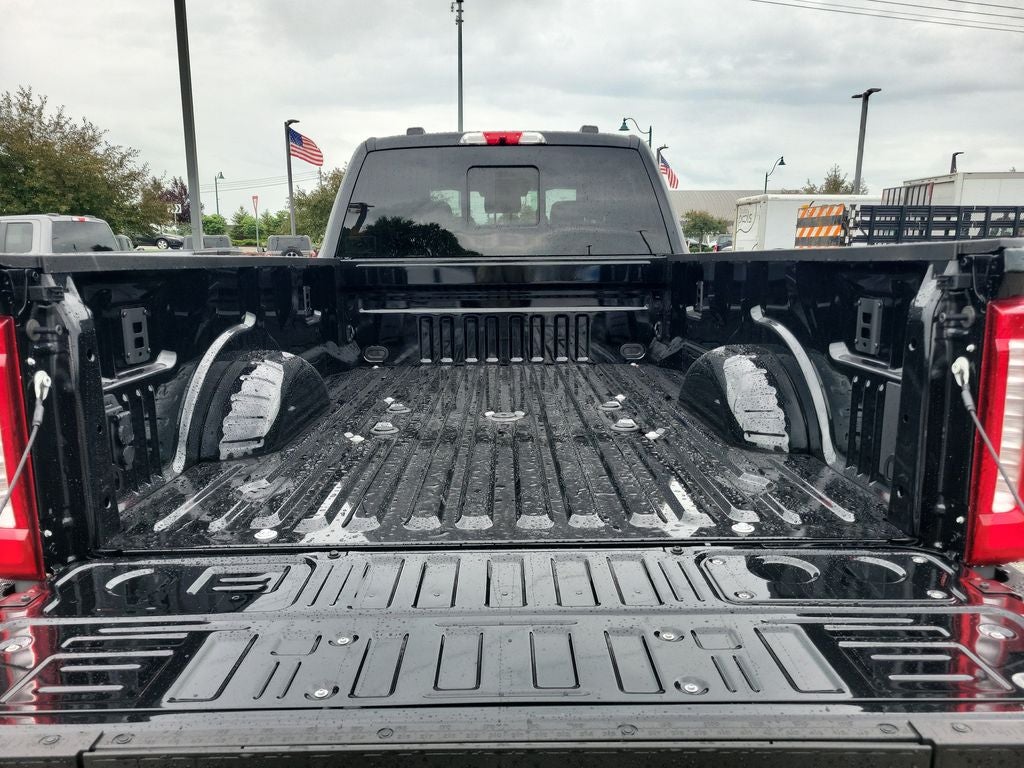 2026 Ford F-350SD Lariat DRW