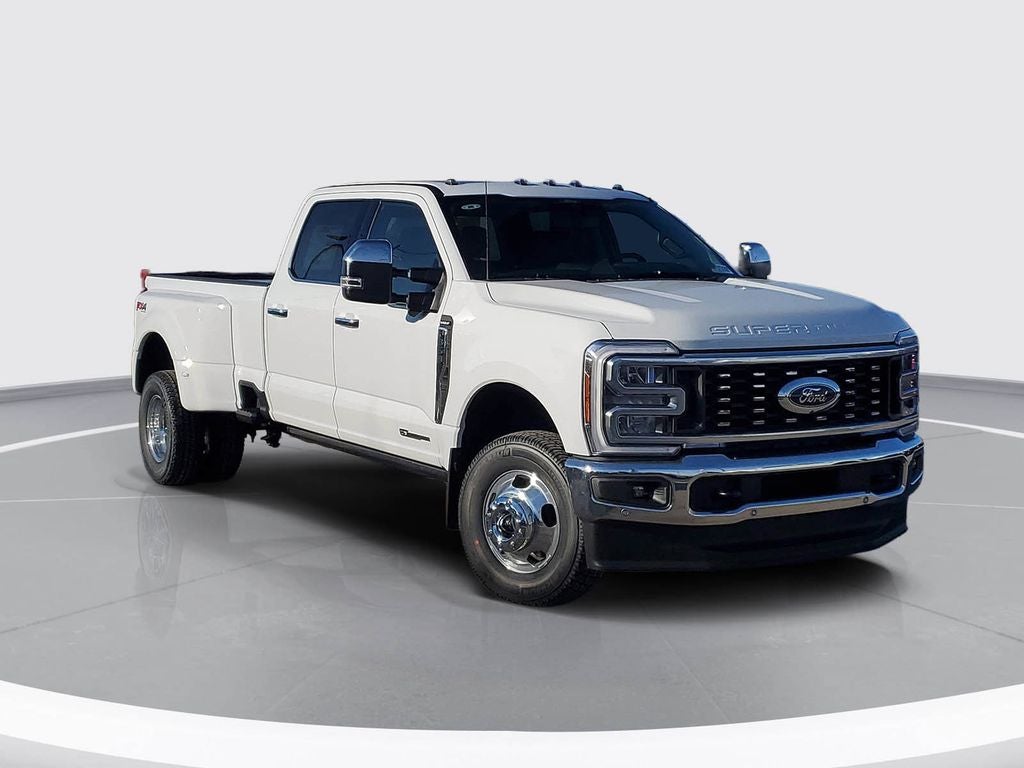 2026 Ford F-350SD Lariat DRW