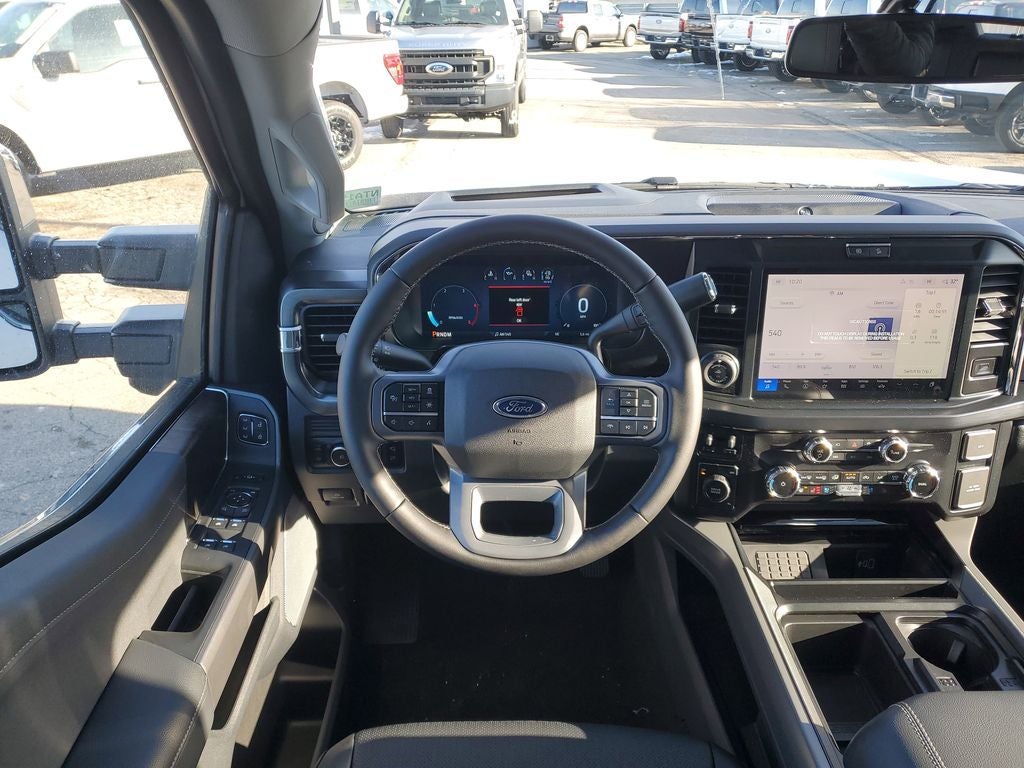 2026 Ford F-350SD Lariat DRW