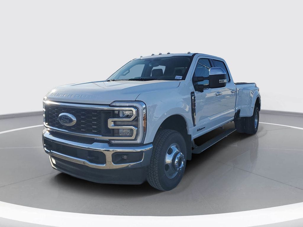 2026 Ford F-350SD Lariat DRW