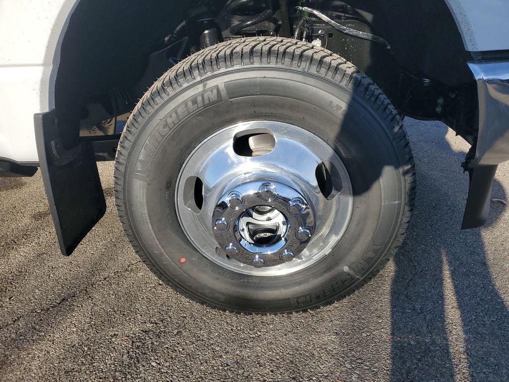 2026 Ford F-350SD Lariat DRW