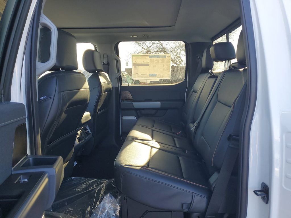 2026 Ford F-350SD Lariat DRW