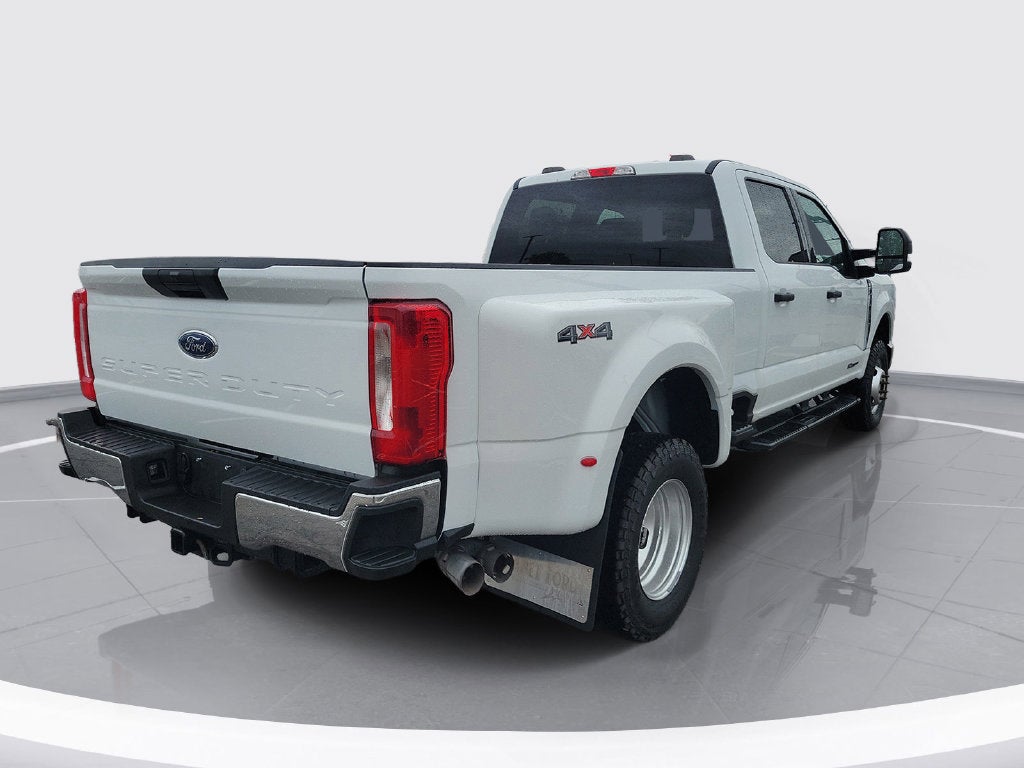 2023 Ford F-350SD XLT DRW