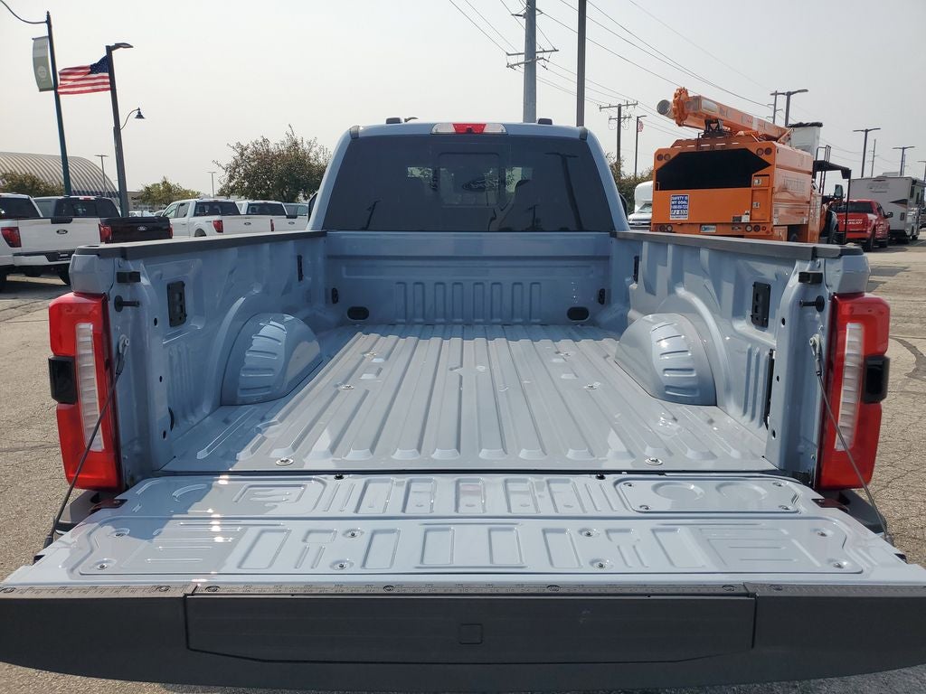 2025 Ford F-350SD Lariat DRW