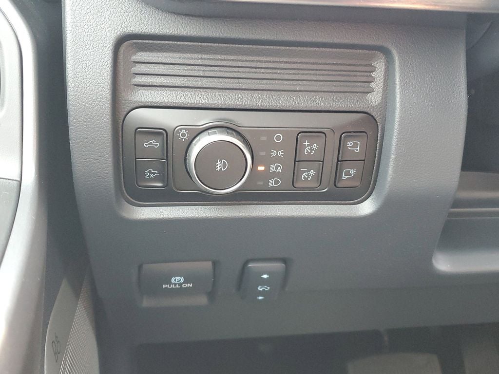 2025 Ford F-350SD Lariat DRW