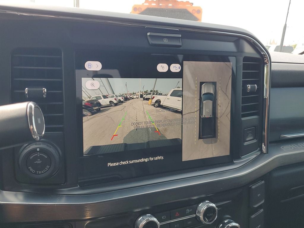 2025 Ford F-350SD Lariat DRW