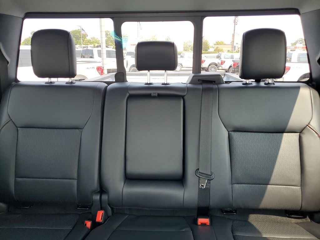 2025 Ford F-350SD Lariat DRW