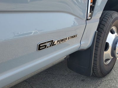 2025 Ford F-350SD Lariat DRW