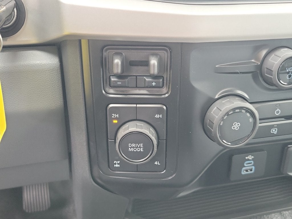 2027 Ford F-350SD XL
