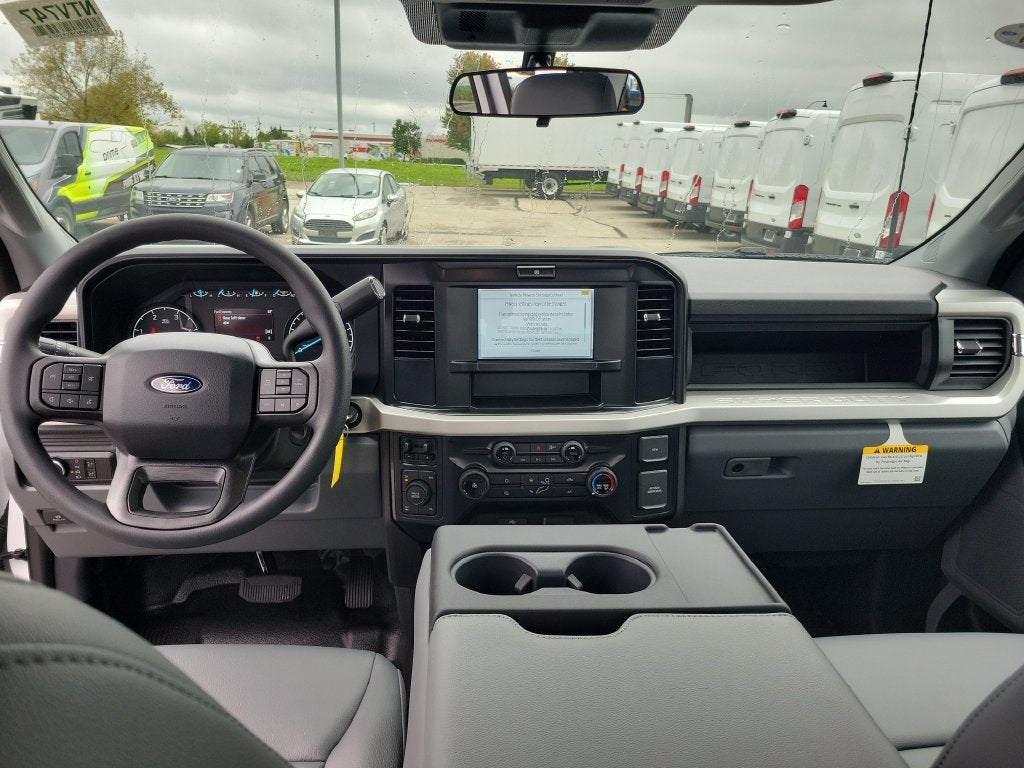 2027 Ford F-350SD XL