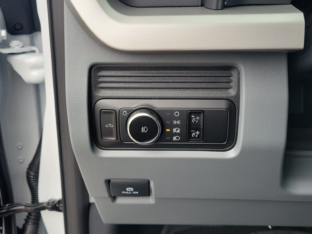 2027 Ford F-350SD XL