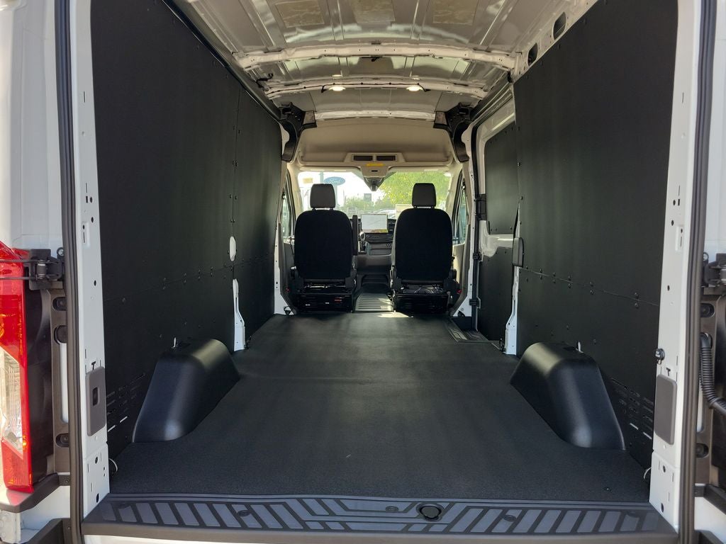 2027 Ford Transit-250 Base