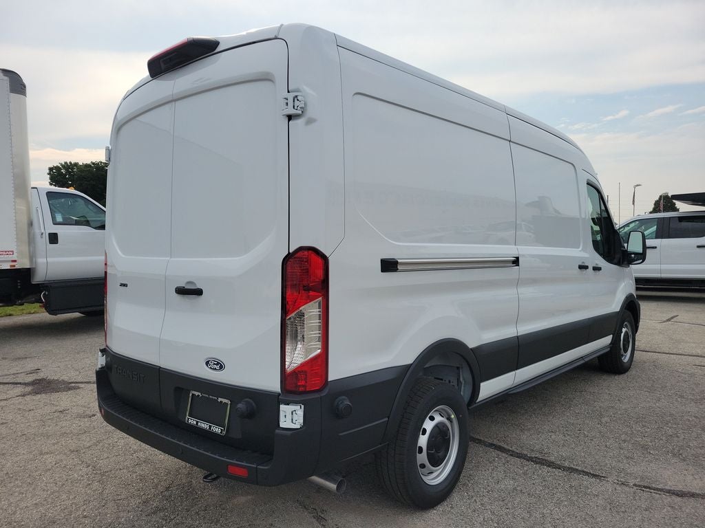 2027 Ford Transit-250 Base