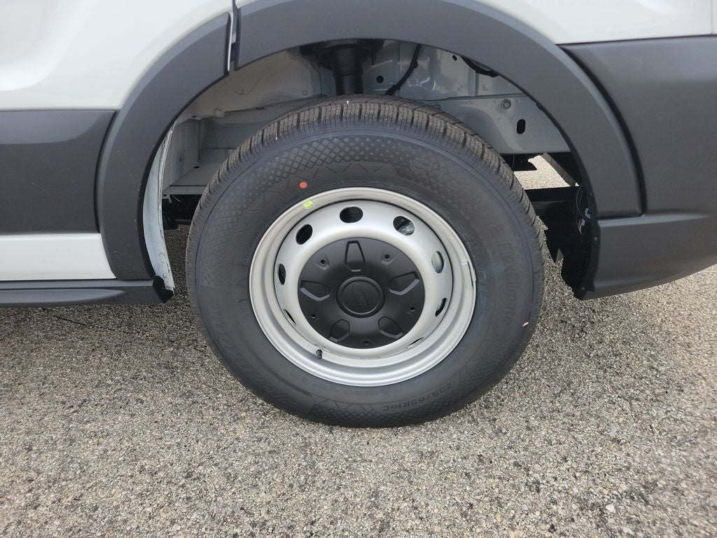 2027 Ford Transit-250 Base