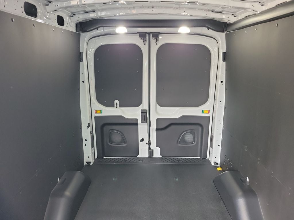 2027 Ford Transit-250 Base