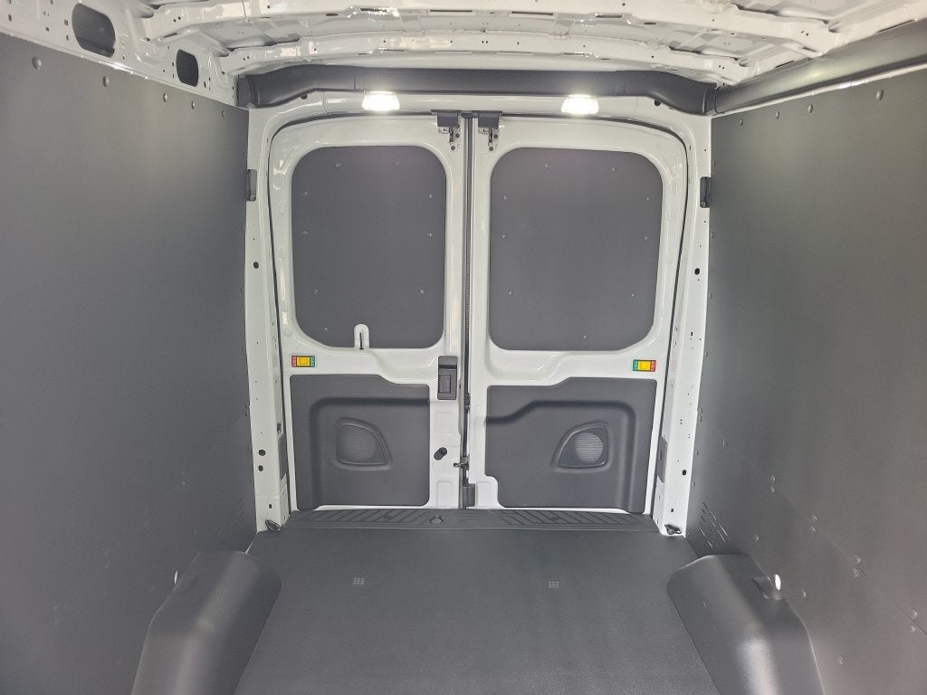 2027 Ford Transit-250 Base