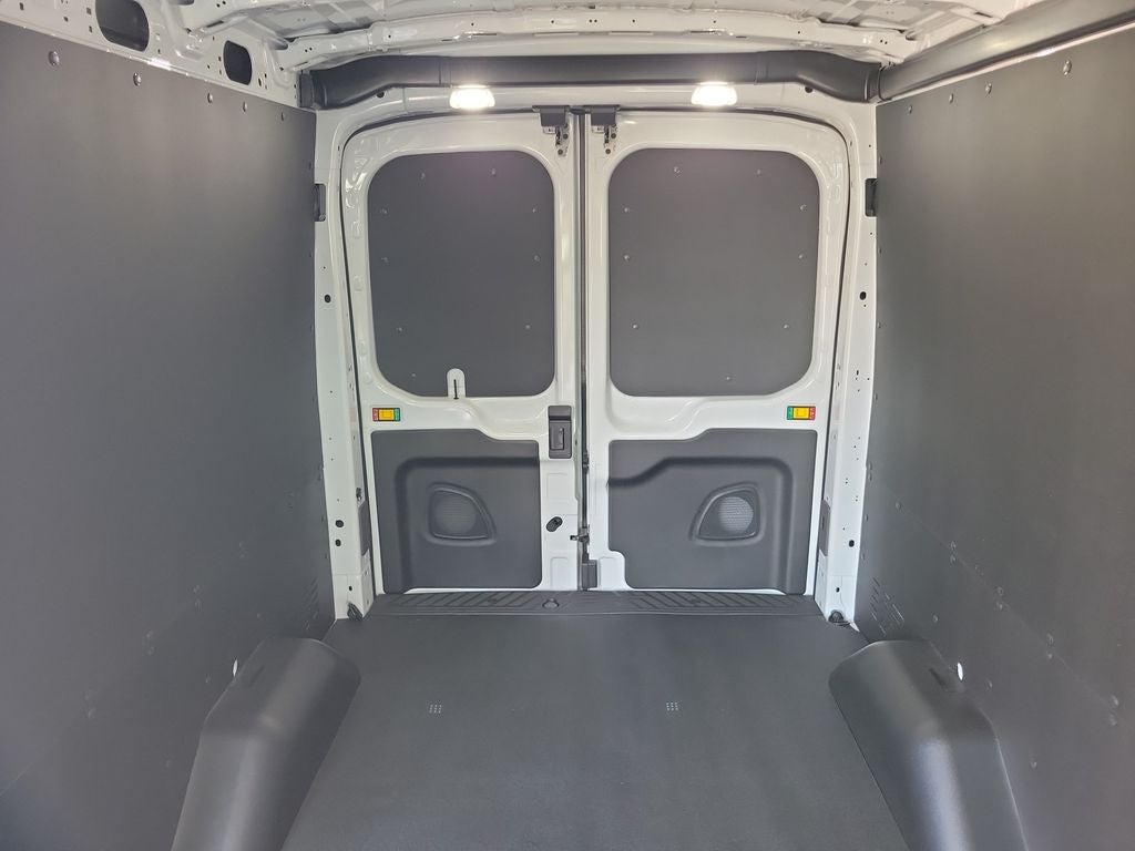 2027 Ford Transit-250 Base