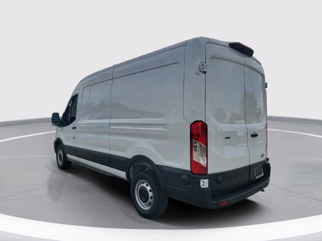 2027 Ford Transit-250 Base