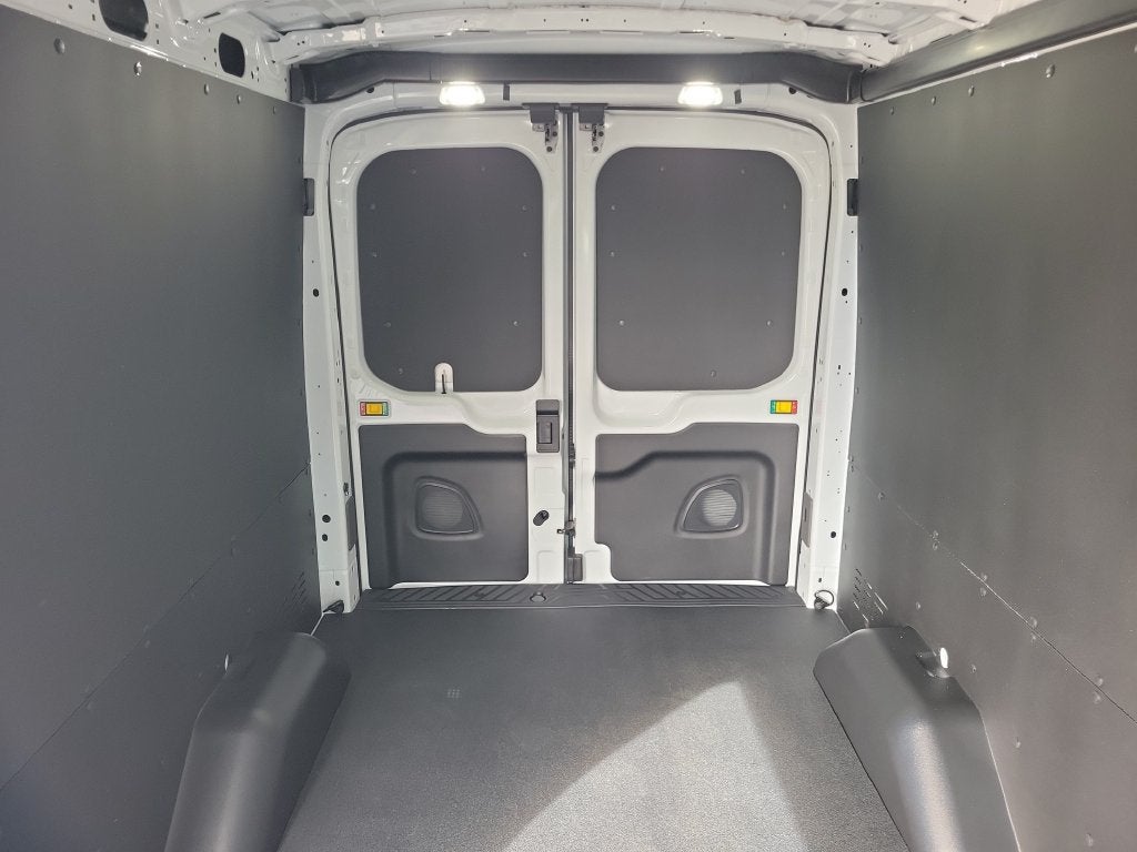 2027 Ford Transit-250 Base