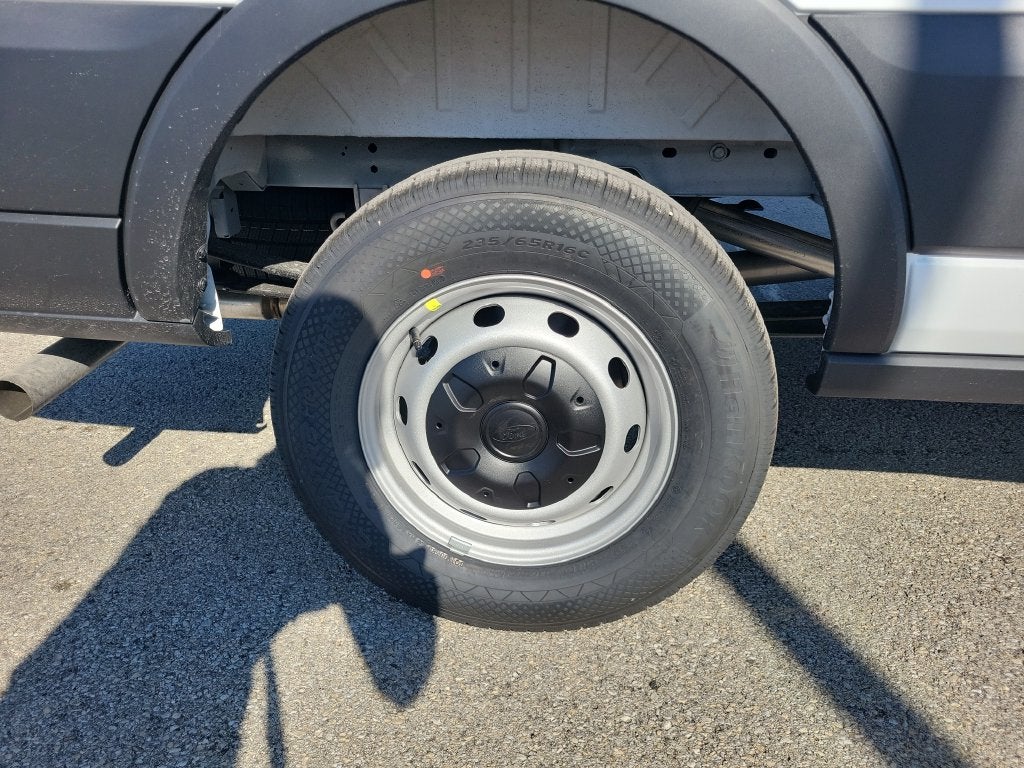 2027 Ford Transit-250 Base