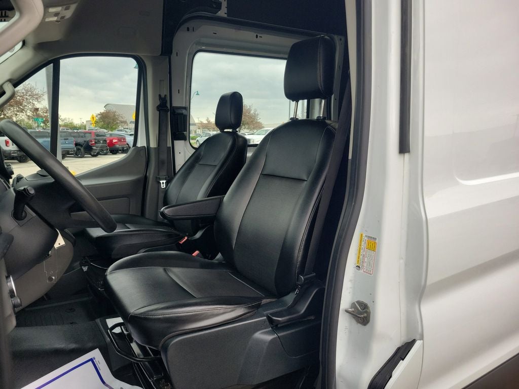 2023 Ford Transit-250 Base