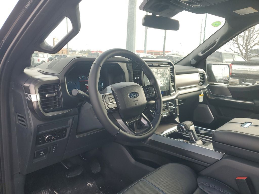 2025 Ford F-150 Platinum
