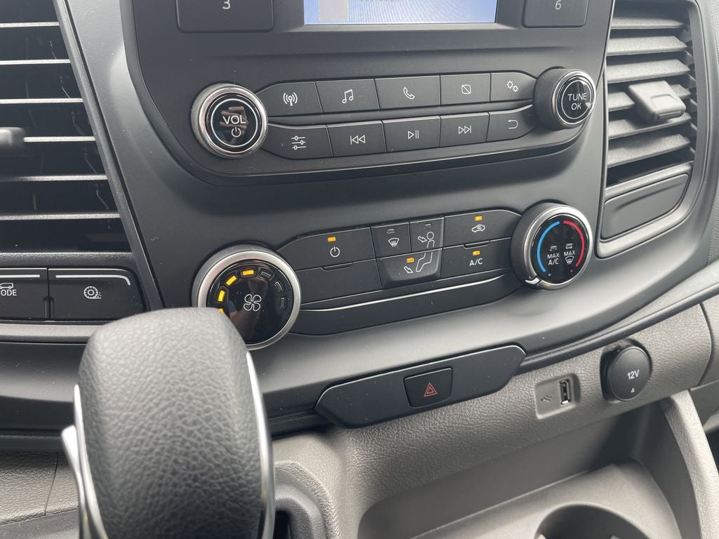 2025 Ford Transit-150 Base