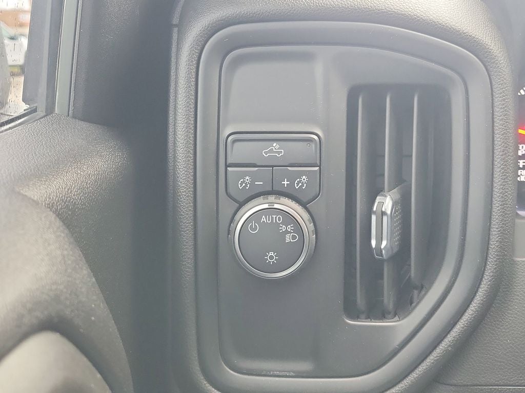 2023 Chevrolet Silverado 1500 WT