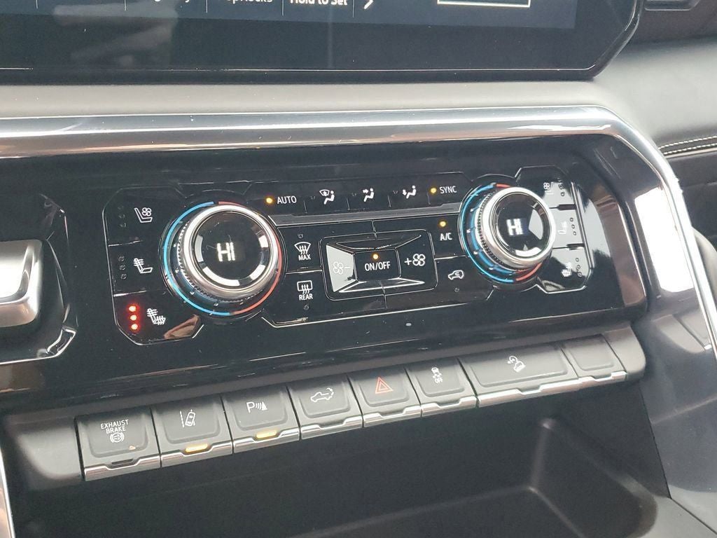 2024 GMC Sierra 2500HD Denali Ultimate