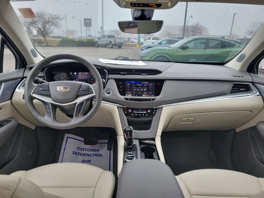 2024 Cadillac XT5 Premium Luxury