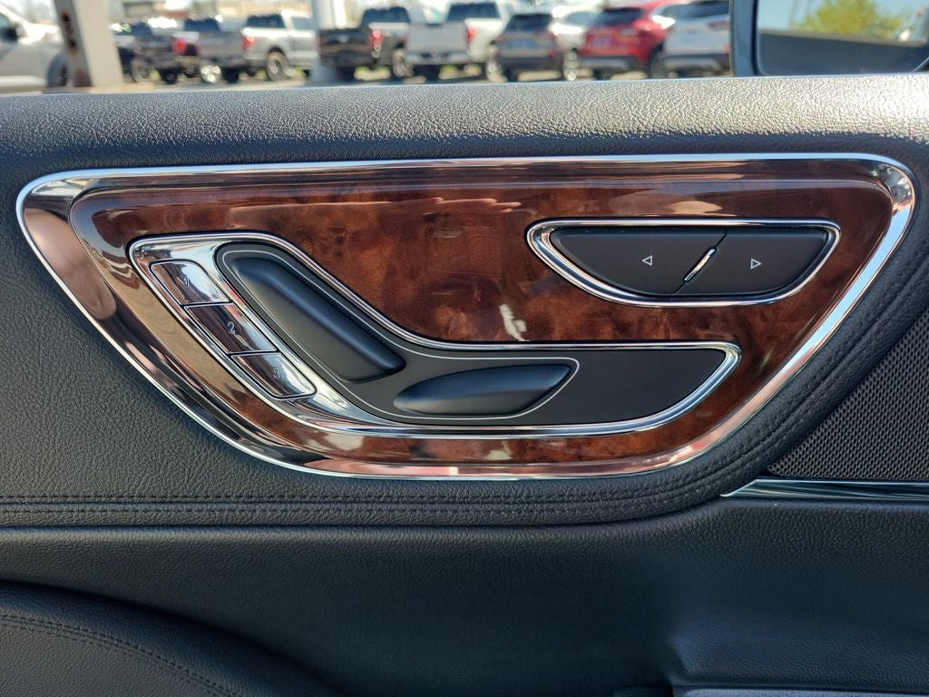 2020 Lincoln Continental Standard
